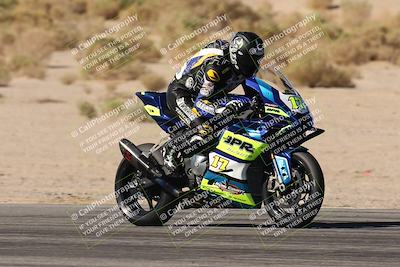 media/Oct-30-2025-Racers Edge (Thu) [[dabbdaf680]]/3-B Group/Session 2 (Bowl Exit)/